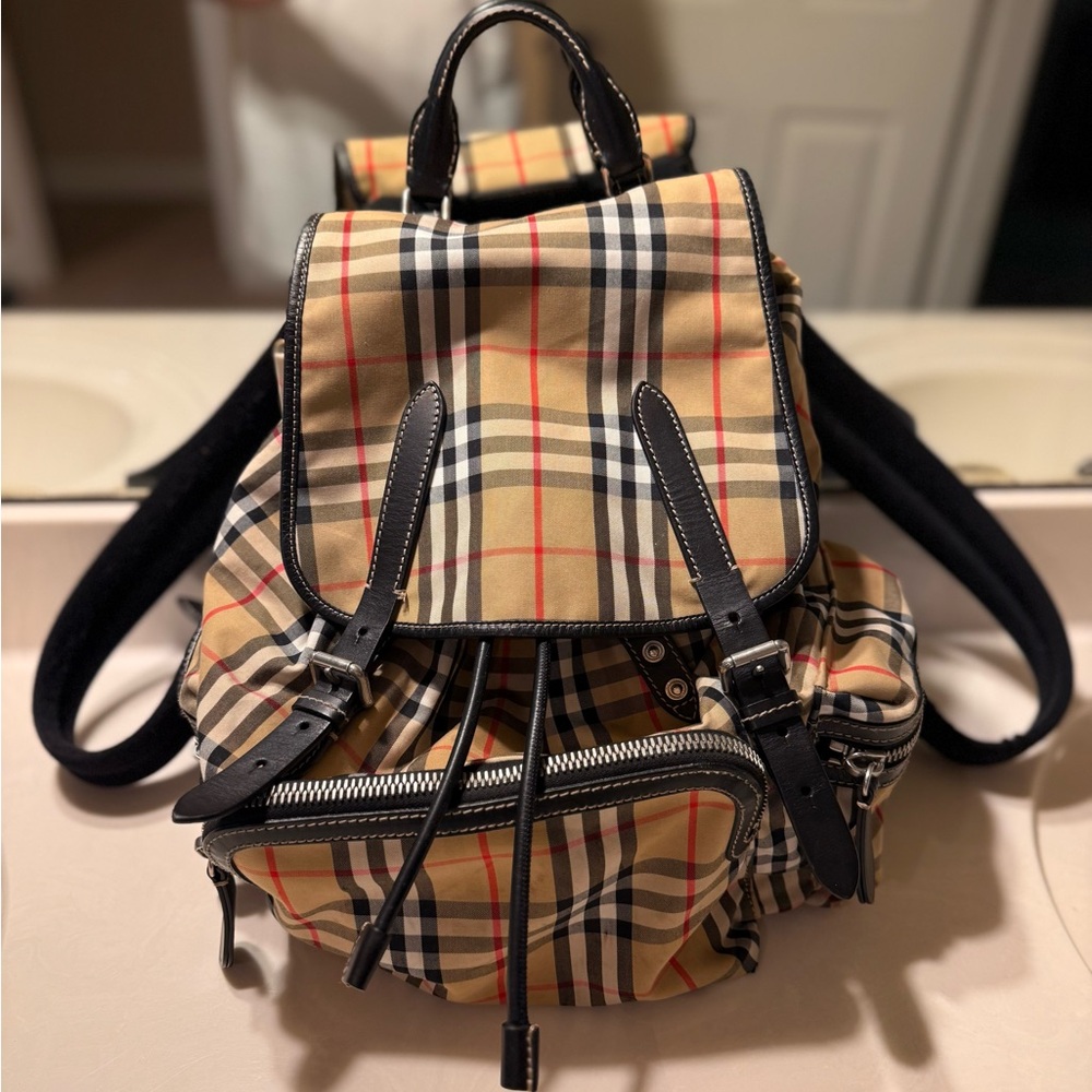 100% Authentic BURBERRY Vintage Check Backpack - UNISEX - Free Shipping